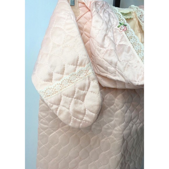 Vintage, Infant Swaddle Sleep Sack, Pink, Size 0-3 Months, Satin , Isaacson C - Picture 9 of 16